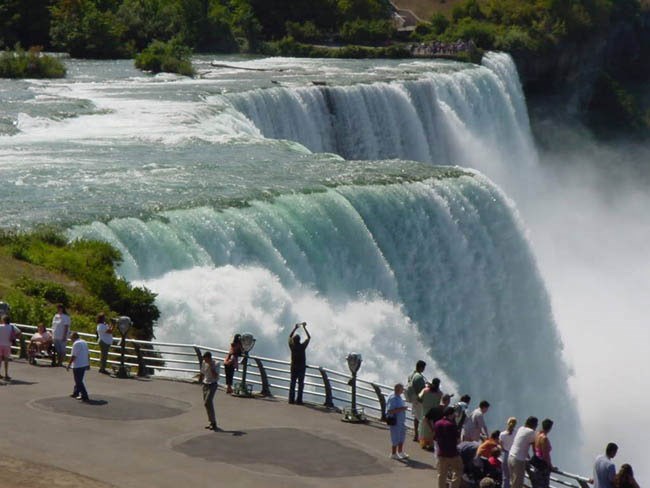 Choáng ngợp 10 thác nước hùng vĩ nhất thế giới - ảnh 6