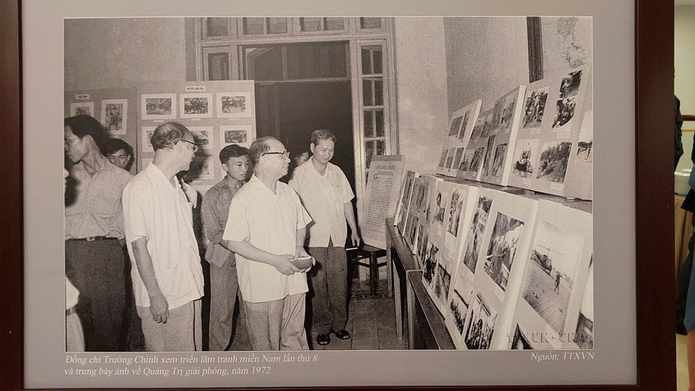 Khai mạc Triển lãm ảnh kỷ niệm 80 năm Đề cương về văn hóa Việt Nam - ảnh 6