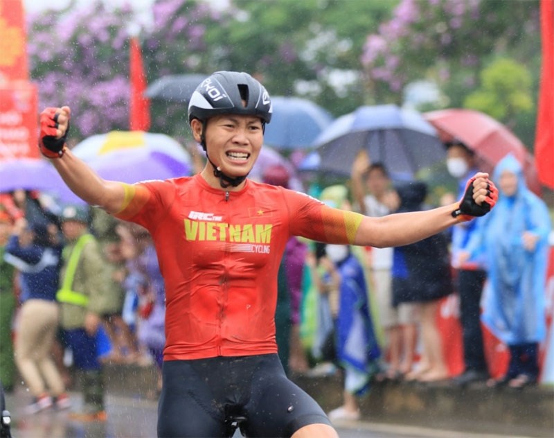 Việt Nam có vận động viên đầu tiên tham dự Olympic Paris 2024 - ảnh 1