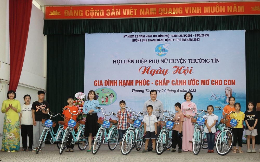 Hội LHPN huyện Thường Tín tổ chức chương trình Ngày hội Gia đình - chắp cánh ước mơ cho con năm 2023 - ảnh 3