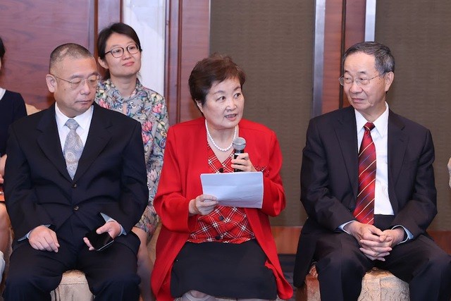 Thủ tướng Phạm Minh Chính tiếp các nhân sĩ hữu nghị Trung Quốc - ảnh 4