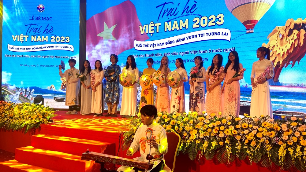 Lễ Bế mạc Trại hè Việt Nam 2023: Xúc động, thắm tình đoàn kết - ảnh 7