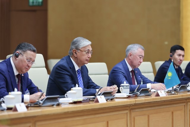 Thủ tướng Phạm Minh Chính tiếp Tổng thống Cộng hòa Kazakhstan - Ảnh 4.