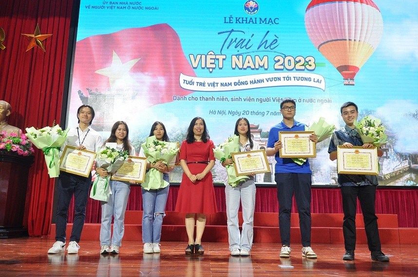 Công tác người Việt Nam ở nước ngoài: Kết luận 12 đã thực sự đi vào đời sống - ảnh 1