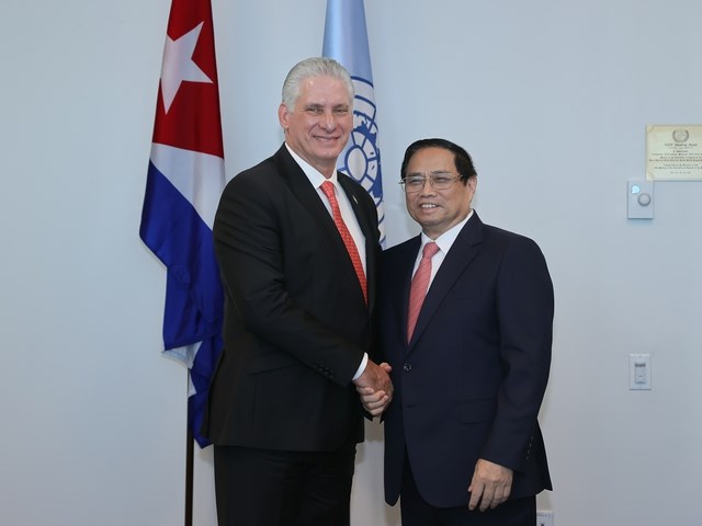 Thủ tướng Phạm Minh Chính hội kiến Bí thư thứ nhất, Chủ tịch Cuba Miguel Díaz-Canel - Ảnh 1.