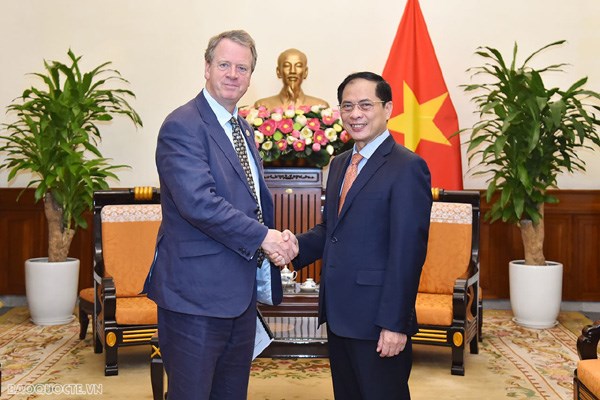 Việt Nam khuyến khích các doanh nghiệp Anh tăng cường đầu tư - ảnh 1