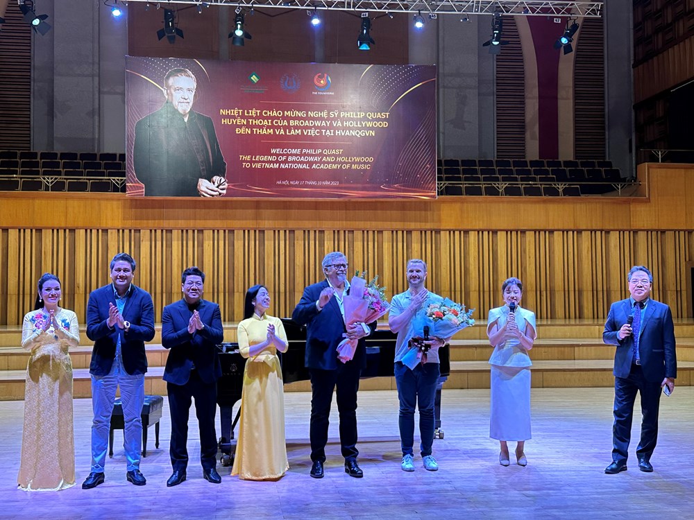 Huyền thoại Broadway và Hollywood gặp gỡ, truyền cảm hứng cho sinh viên Học viện âm nhạc Quốc gia Việt Nam - ảnh 5