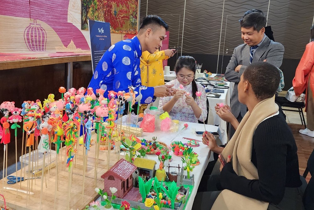 “Ngày Việt Nam tại Pháp 2023” - nhịp cầu văn hóa thắt chặt tình hữu nghị Việt-Pháp - ảnh 2