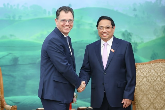 Thủ tướng Phạm Minh Chính tiếp Bộ trưởng Kinh tế, Doanh nghiệp và Du lịch Romania- Ảnh 1.