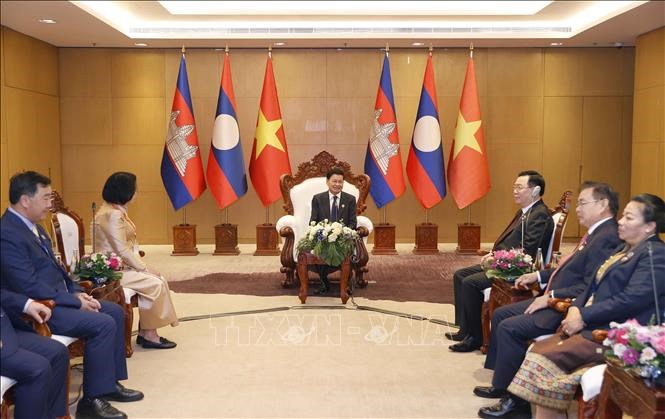 Khai mạc Hội nghị cấp cao Quốc hội ba nước Campuchia - Lào - Việt Nam- Ảnh 4.