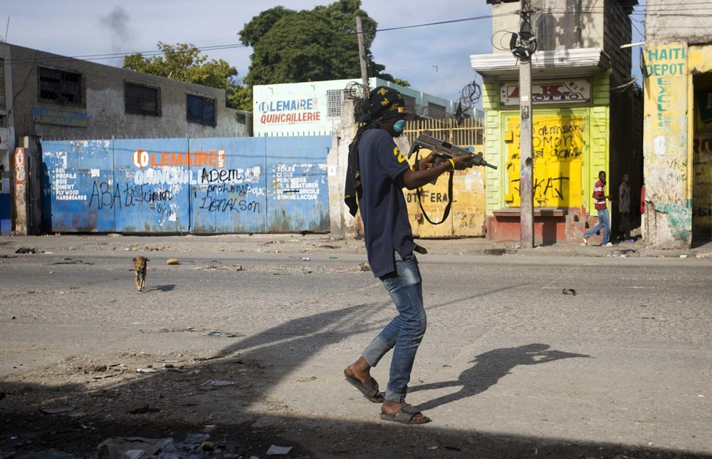 Thủ đô Haiti hoảng loạn khi tiếng súng tràn ngập đường phố - ảnh 1