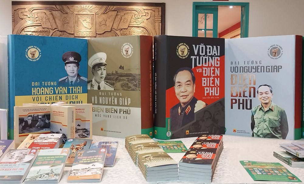 Ra mắt bộ sách quý nhân dịp kỷ niệm 70 năm Chiến thắng Điện Biên Phủ - ảnh 3