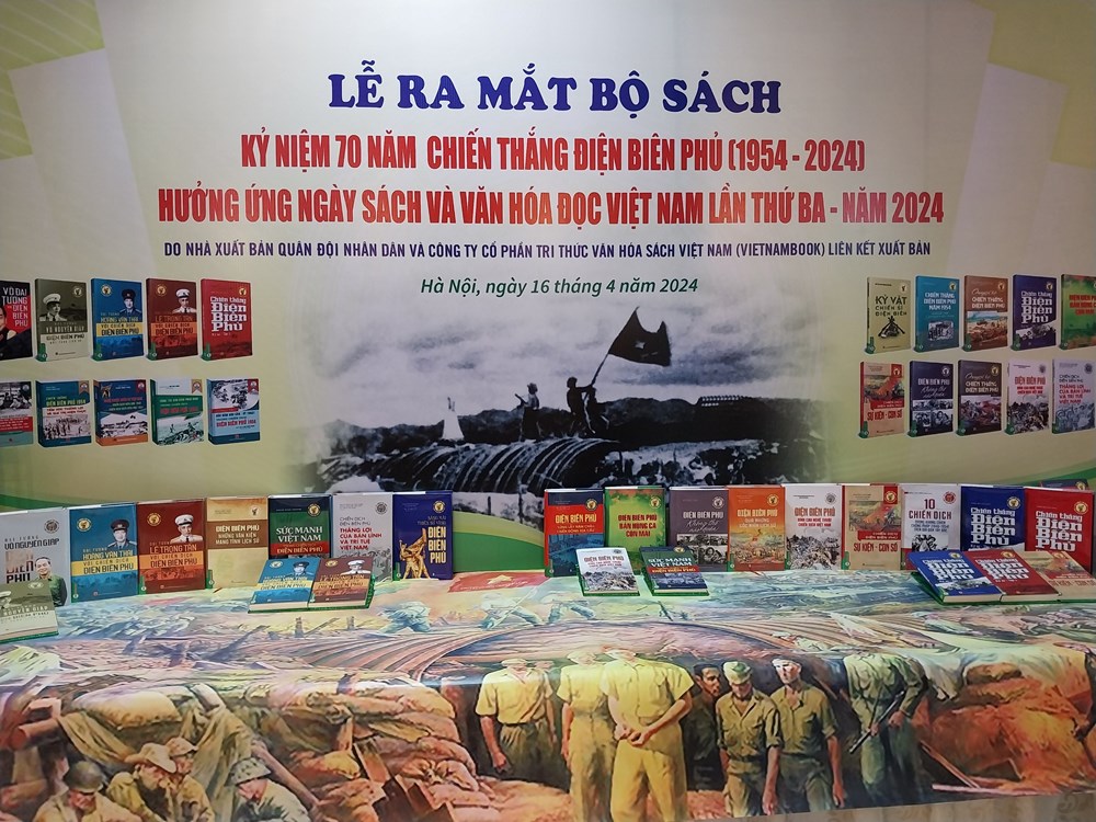 Ra mắt bộ sách quý nhân dịp kỷ niệm 70 năm Chiến thắng Điện Biên Phủ - ảnh 1