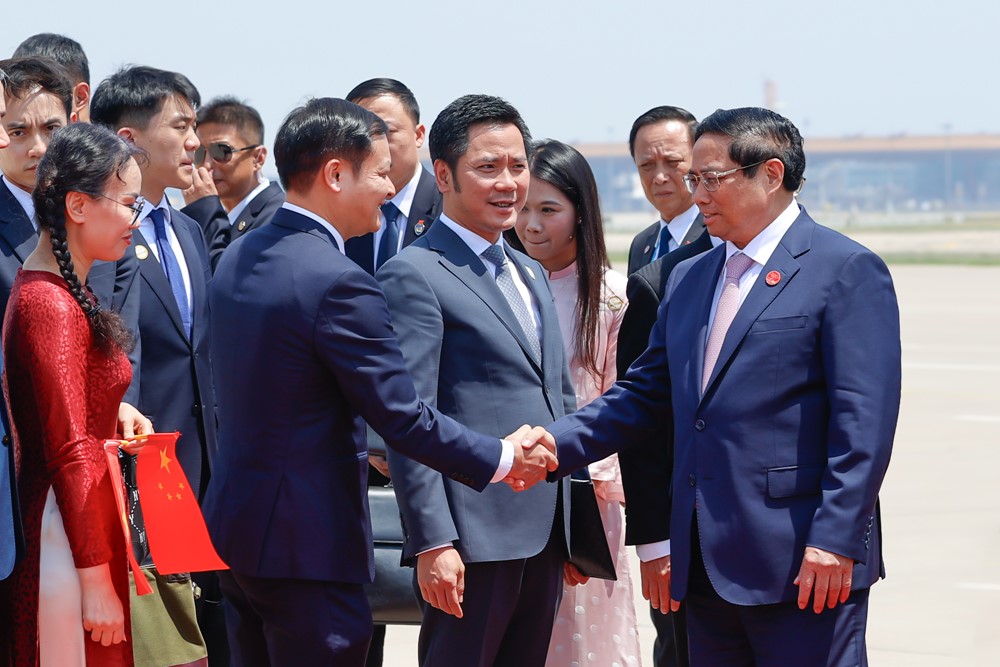 Thủ tướng Phạm Minh Chính tới Bắc Kinh, Trung Quốc - ảnh 2