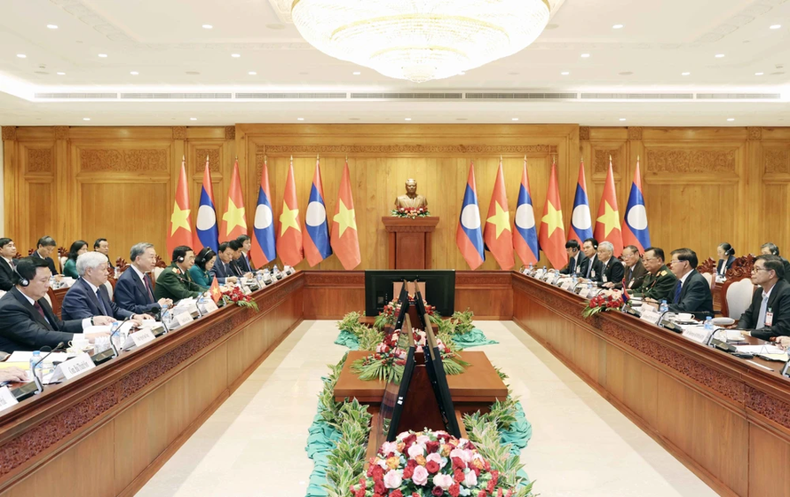 Chủ tịch nước Tô Lâm hội đàm với Tổng Bí thư, Chủ tịch nước Lào - ảnh 1