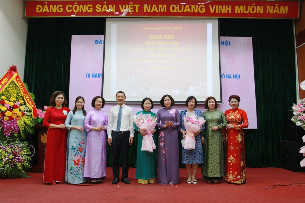Sôi động chương trình Liên hoan văn nghệ chào mừng Ngày Phụ nữ Việt Nam - ảnh 5