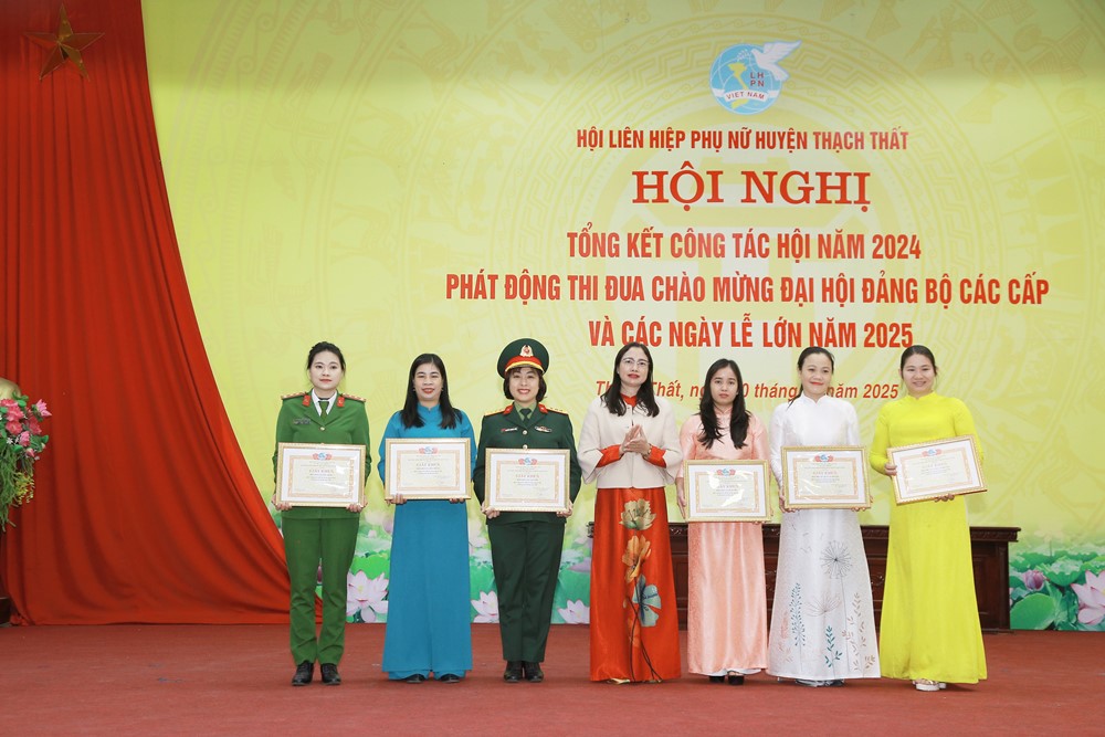 Hội LHPN huyện Thạch Thất: Hoàn thành xuất sắc nhiệm vụ năm 2024, khởi động mục tiêu 2025 - ảnh 5