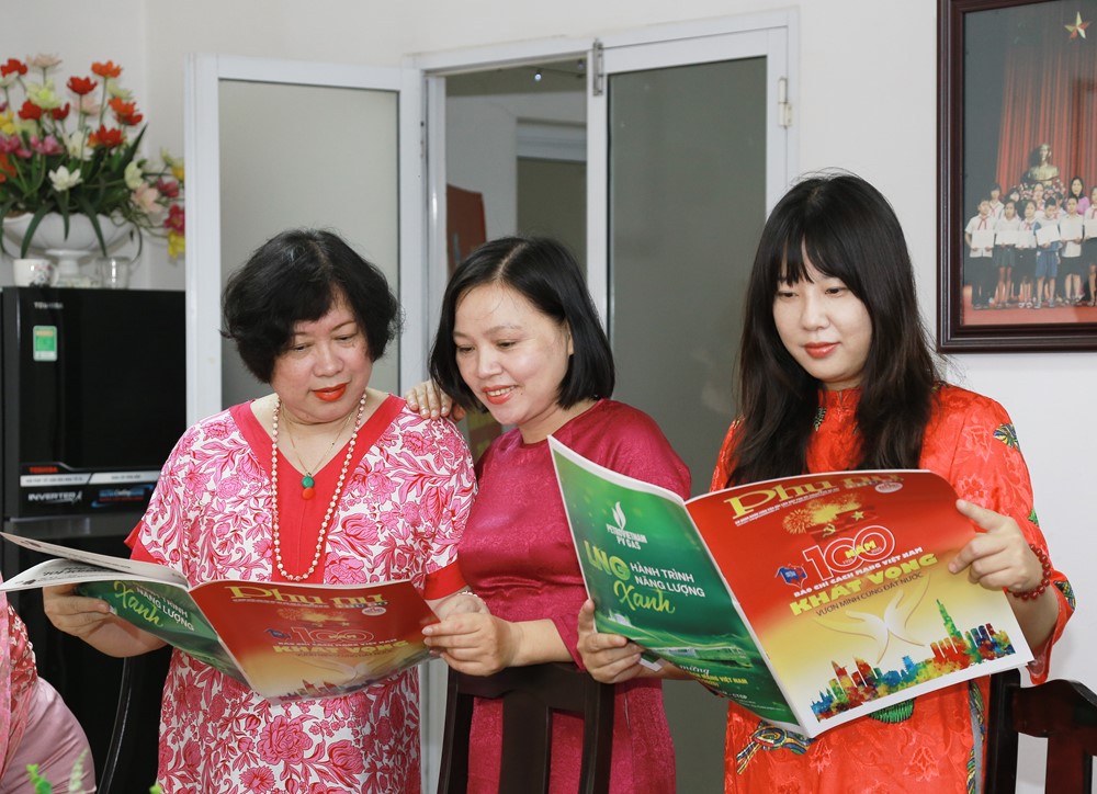 Báo Phụ nữ Thủ đô gặp mặt lãnh đạo, cán bộ hưu trí của Báo qua các thời kỳ - ảnh 5