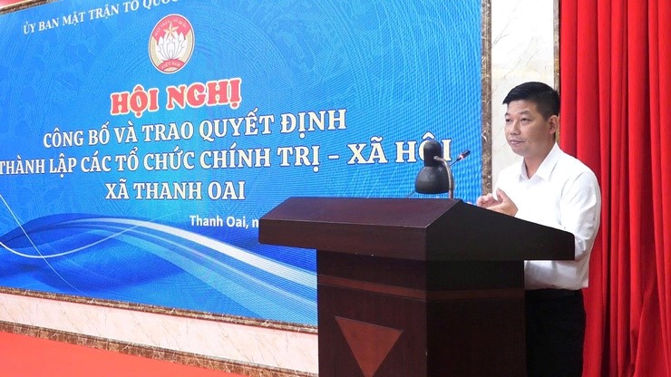 UBMTTQ Việt Nam xã Thanh Oai: Công bố và trao Quyết định thành lập các tổ chức chính trị - xã hội - ảnh 2