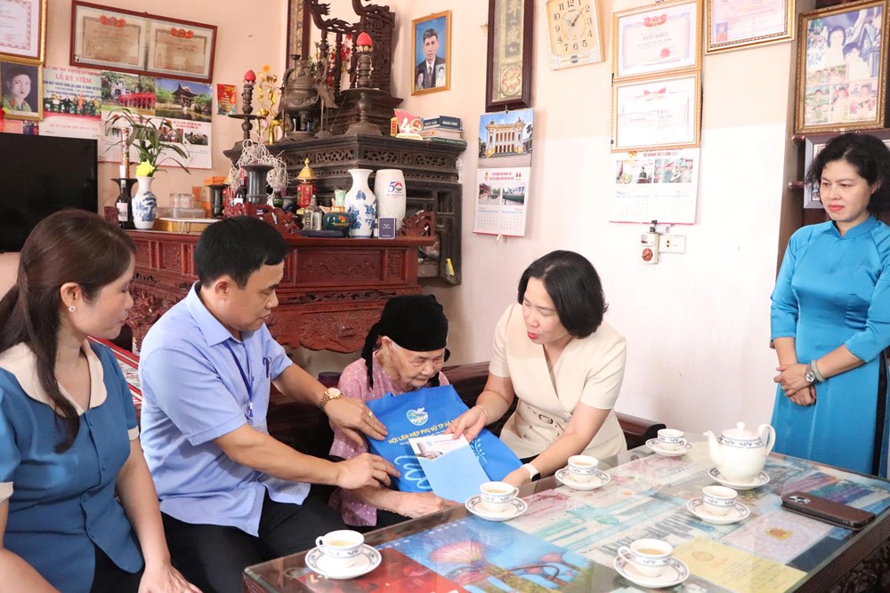 Hội nghị công bố các Quyết định thành lập Hội Liên hiệp Phụ nữ xã Bất Bạt - ảnh 5