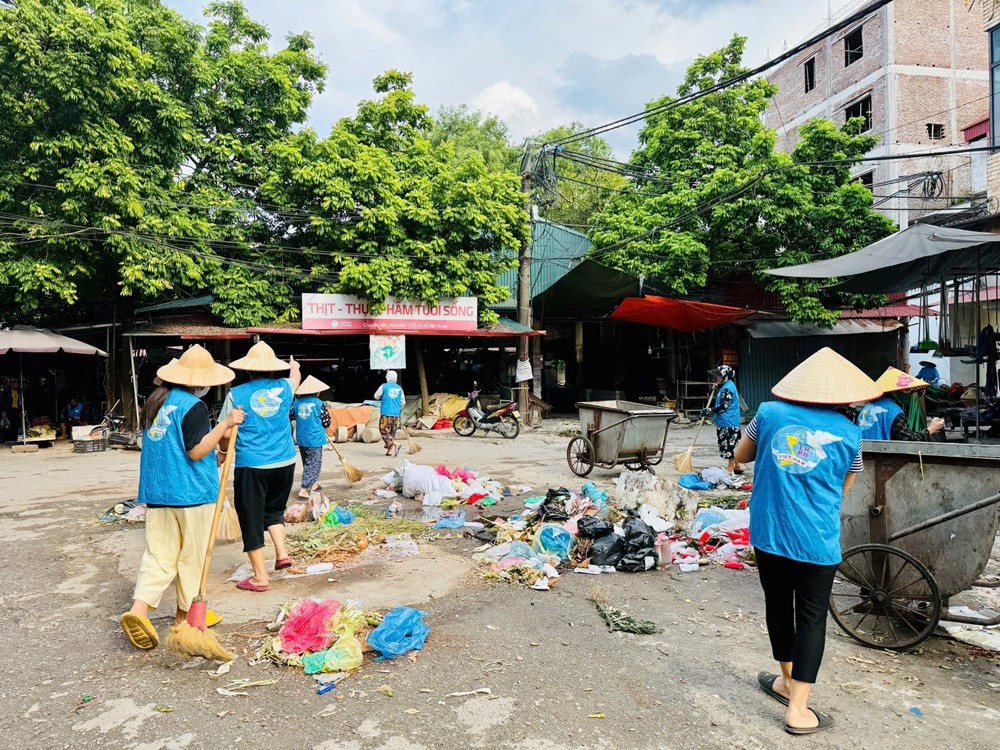 Đan Phượng – Liên Minh đồng loạt ra quân tổng vệ sinh môi trường - ảnh 11