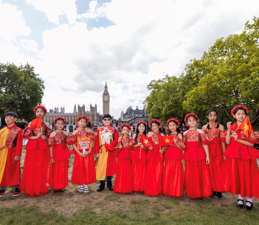 Lan tỏa hồn Việt tại London trong hành trình 80 năm độc lập - ảnh 3