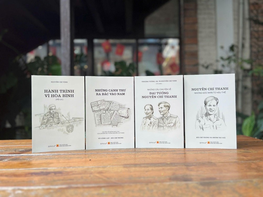 Tọa đàm giới thiệu bộ sách gia đình Tướng Thanh - Tướng Vịnh: Hai thế hệ tướng lĩnh - Một dòng chảy lịch sử - ảnh 2