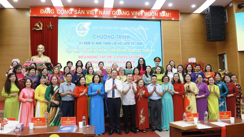 Phụ nữ phường Đống Đa: Tự hào truyền thống, vững bước tương lai - ảnh 10
