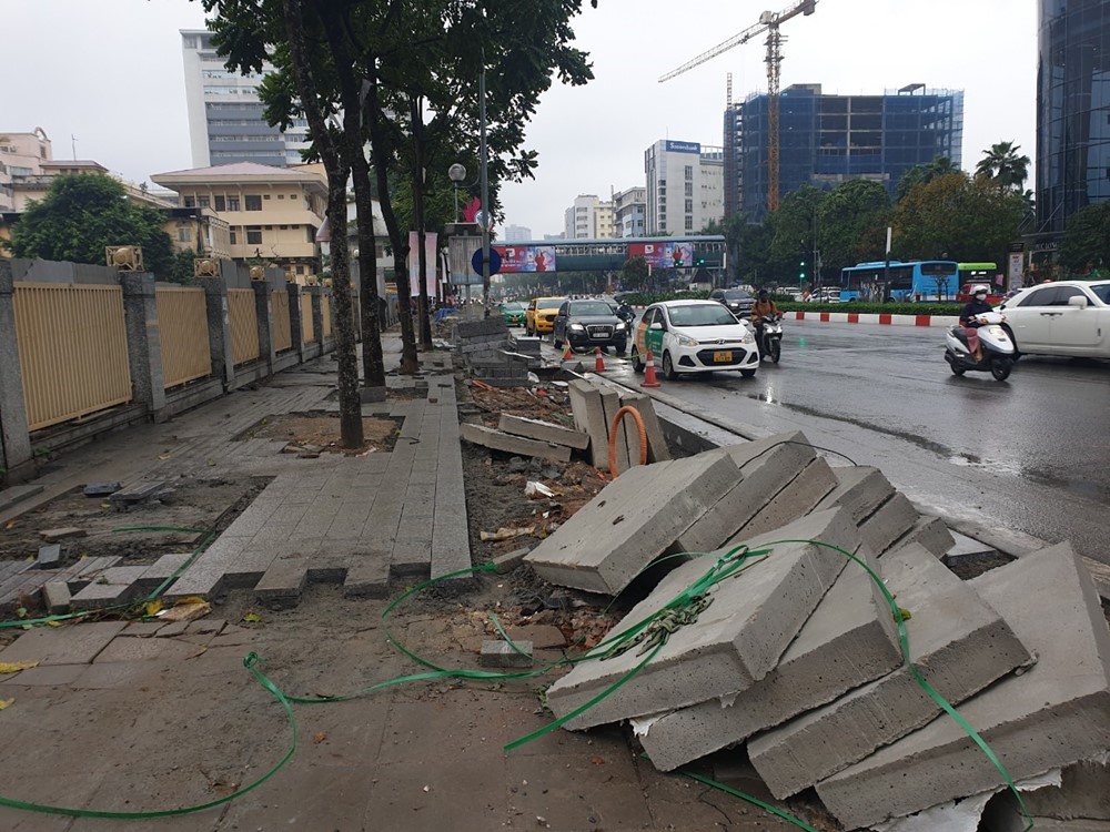Tạm dừng thi công đào đường trên địa bàn Hà Nội dịp Lễ Quốc khánh 2/9 - ảnh 1