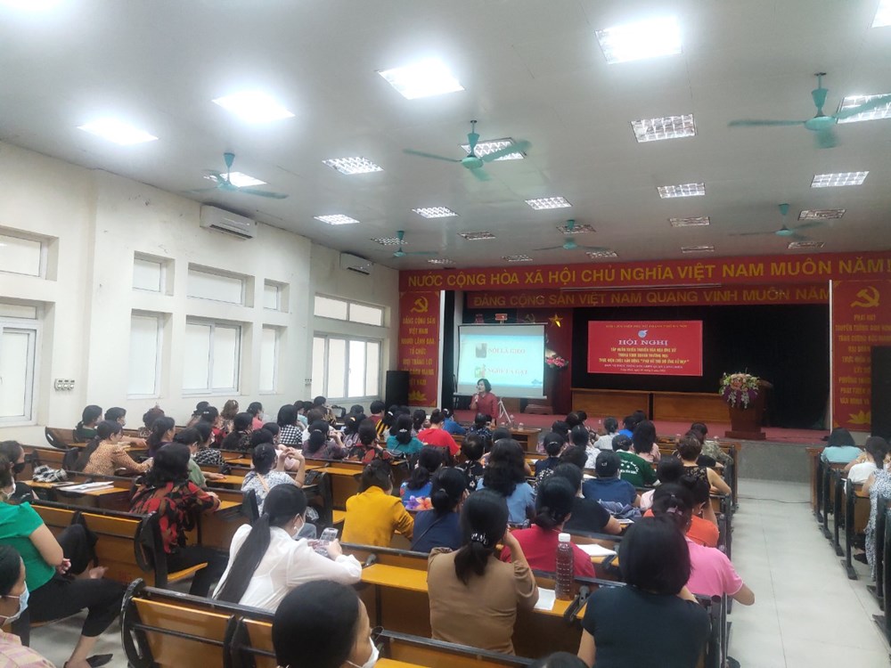 Hội LHPN quận Long Biên: Tuyên truyền văn hóa ứng xử trong kinh doanh thương mại - ảnh 3