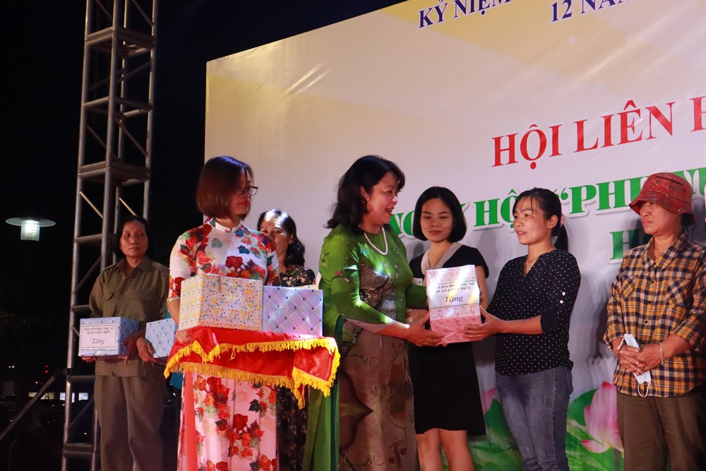 Hội LHPN quận Long Biên: Sôi nổi ngày hội “Phụ nữ Long Biên sáng tạo, khởi nghiệp” năm 2022 - ảnh 2