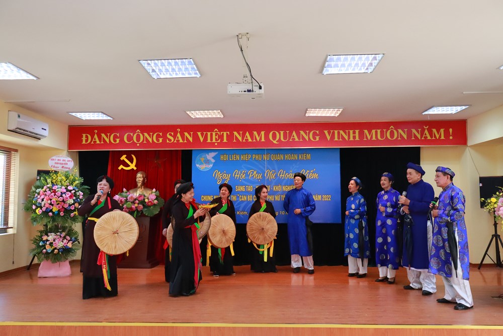 Hội LHPN quận Hoàn Kiếm: Nhiều hoạt động ý nghĩa trong ngày hội của phụ nữ 20/10 - ảnh 7