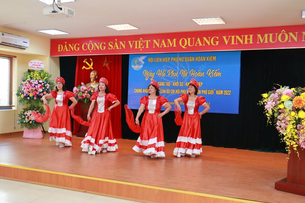 Hội LHPN quận Hoàn Kiếm: Nhiều hoạt động ý nghĩa trong ngày hội của phụ nữ 20/10 - ảnh 5