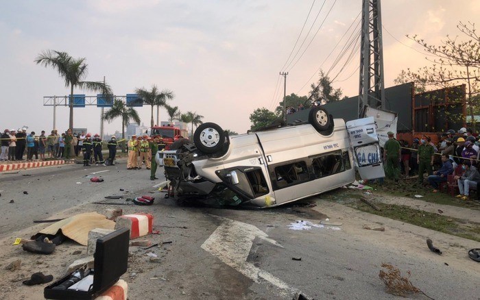 Hội LHPN Quảng Nam, Quảng Ngãi thăm hỏi, hỗ trợ các nạn nhân vụ tai nạn giao thông nghiêm trọng - ảnh 1