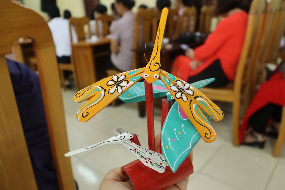 Hội LHPN huyện Thạch Thất ra mắt Hợp tác xã Chuồn chuồn tre Minh Đính do phụ nữ làm chủ  - ảnh 7