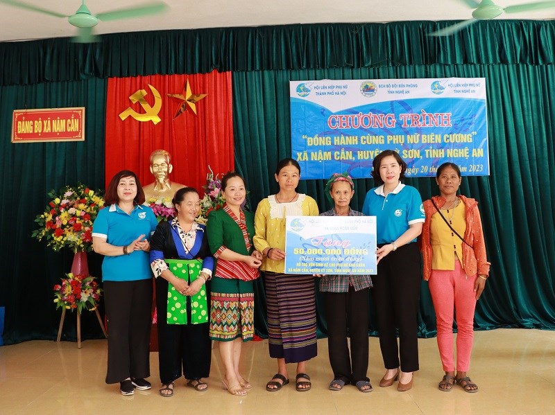 Hội LHPN Hà Nội: Hoàn thành tốt đẹp chương trình  “Đồng hành cùng phụ nữ biên cương” tại Nghệ An - ảnh 13