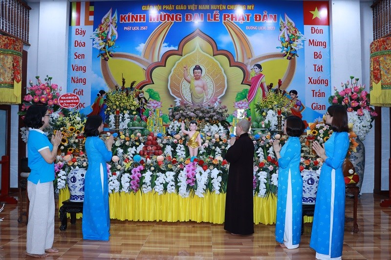 Hội LHPN Hà Nội chúc mừng Đại lễ Phật Đản 2023  - ảnh 1