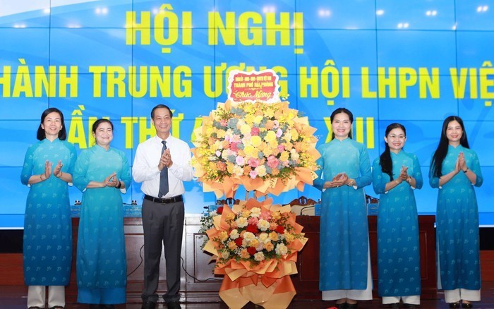 Khai mạc Hội nghị Ban chấp hành TƯ Hội LHPN Việt Nam lần thứ 4, khóa XIII - ảnh 1