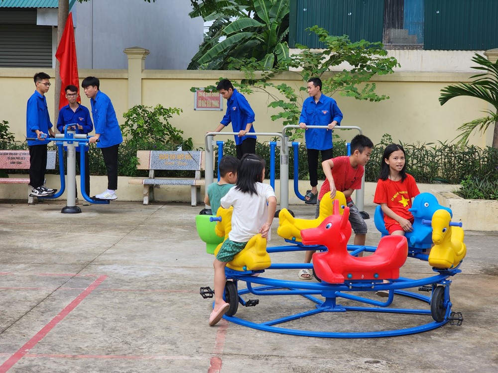 Hội LHPN huyện Mê Linh: Ra mắt mô hình điểm “Tổ dân phố văn hóa kiểu mẫu” năm 2023 - ảnh 3