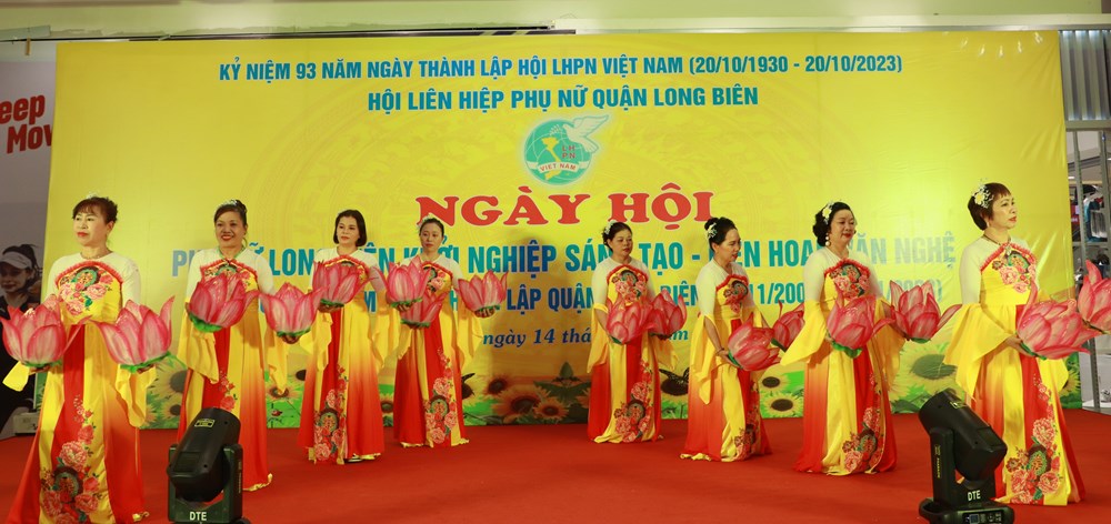 Tưng bừng Ngày hội phụ nữ Long Biên khởi nghiệp sáng tạo năm 2023 - ảnh 11
