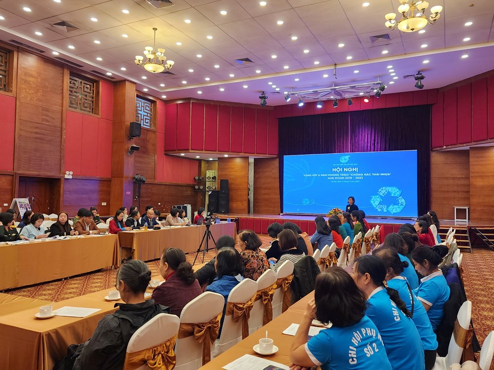 Hội LHPN Việt Nam khen thưởng 129 tập thể, cá nhân có thành tích xuất sắc trong phong trào “Chống rác thải nhựa”  - ảnh 2