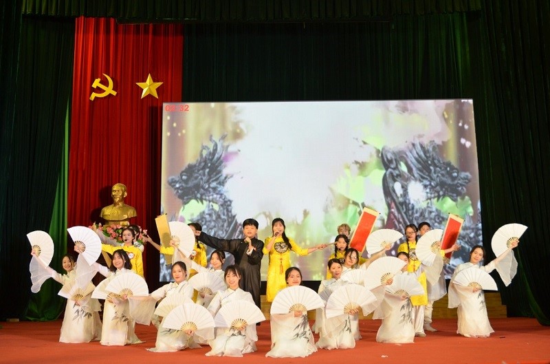 Sôi nổi hội thi Nhà báo tương lai với Thành phố an toàn cho phụ nữ và trẻ em năm 2023 - ảnh 4