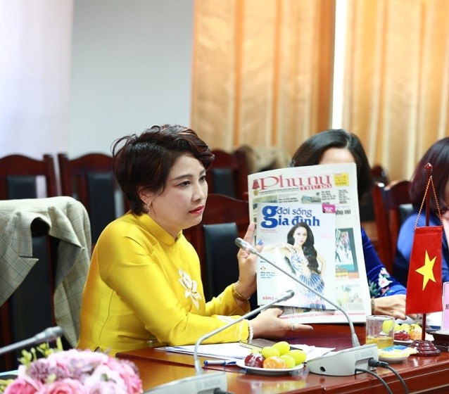Đoàn công tác Hội Nhà báo tỉnh Chiang Mai (Thái Lan) sang thăm và làm việc với Hội LHPN Hà Nội và báo Phụ nữ Thủ đô - ảnh 5