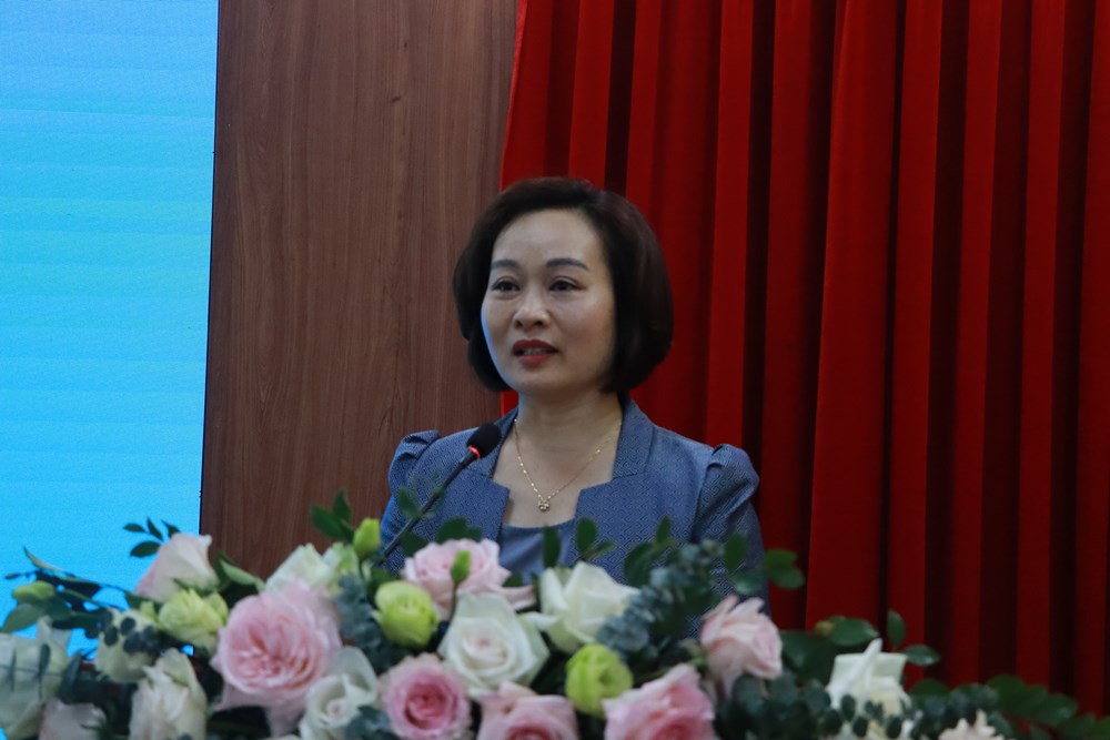 Bà Trần Thị Lan được bầu giữ chức vụ Chủ tịch Hội LHPN huyện Mê Linh - ảnh 5