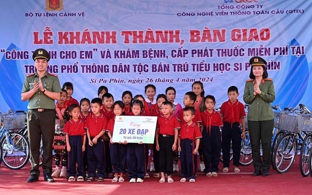 Phụ nữ Bộ Tư lệnh cảnh vệ khánh thành, bàn giao “Công trình cho em” tại tỉnh Điện Biên - ảnh 1