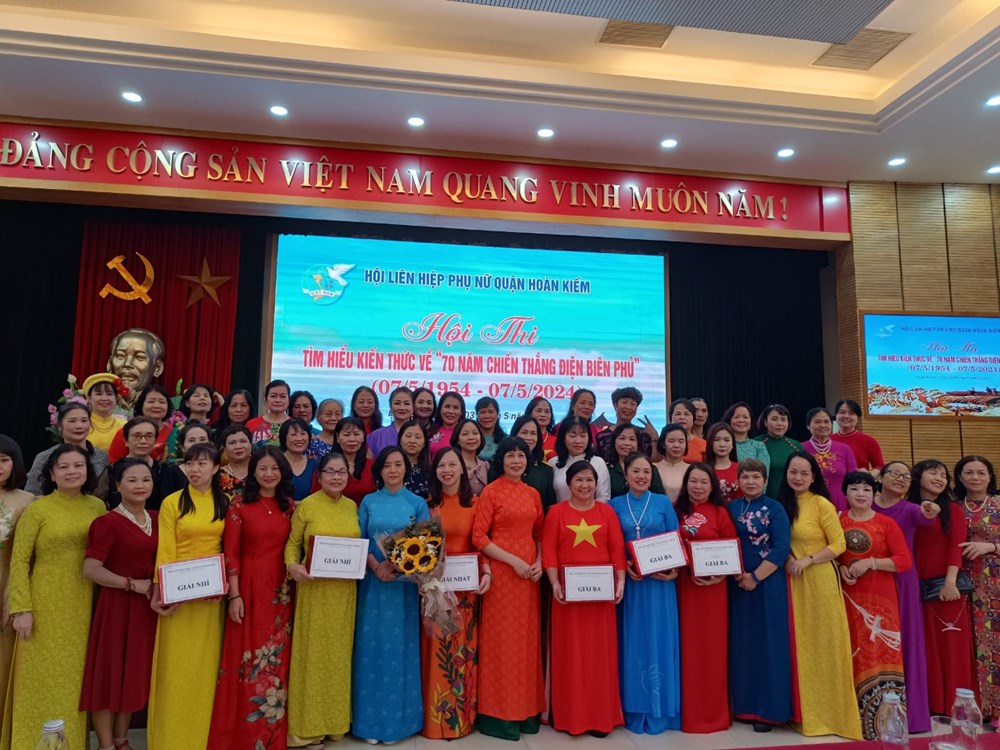 Hội LHPN quận Hoàn Kiếm: Gặp mặt, giao lưu cán bộ, hội viên phụ nữ tham gia chiến dịch Điện Biên Phủ - ảnh 8