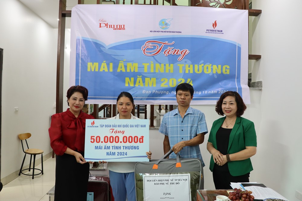 Hội LHPN Hà Nội: Trao tặng 3 mái ấm tình thương cho phụ nữ khó khăn tại huyện Đan Phượng - ảnh 5