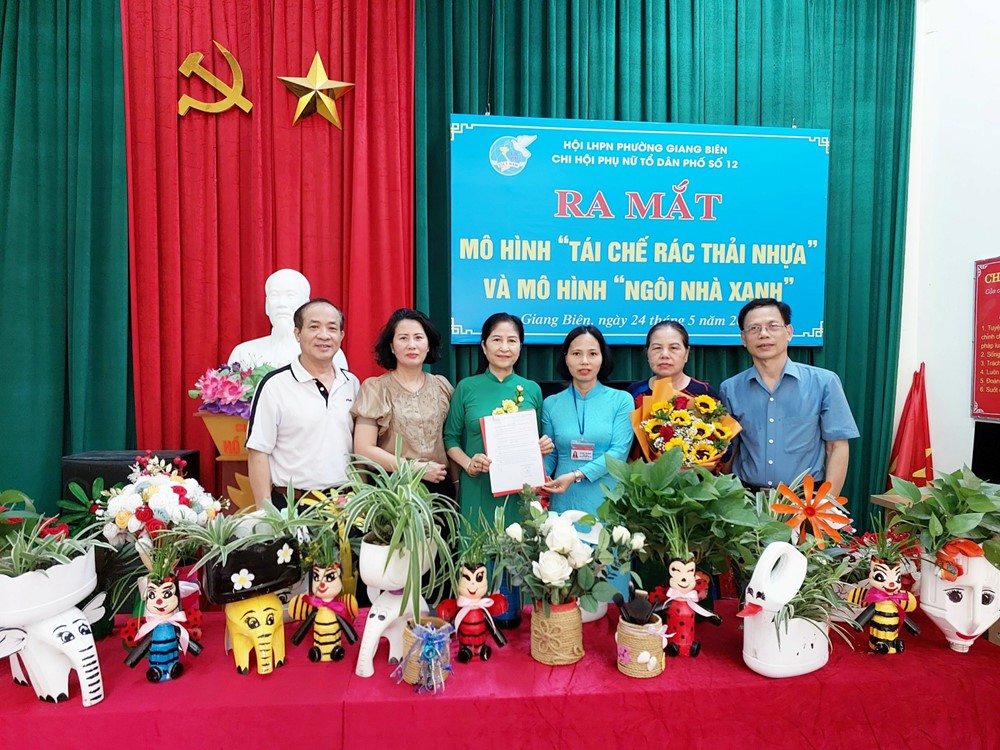 Hội LHPN phường Giang Biên: Thi đua thực hiện thắng lợi các chỉ tiêu Nghị quyết Đại hội phụ nữ các cấp - ảnh 2