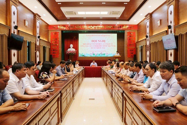 Huyện Quốc Oai: Đẩy mạnh chuyển đổi số và cải cách hành để phát triển nhanh, bền vững và hiện đại - ảnh 1
