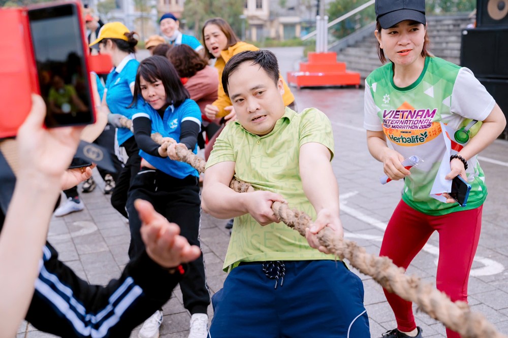 Hội LHPN huyện Đông Anh: Sôi nổi ngày hội thể thao “Vì sự tiến bộ phụ nữ” năm 2025 - ảnh 10